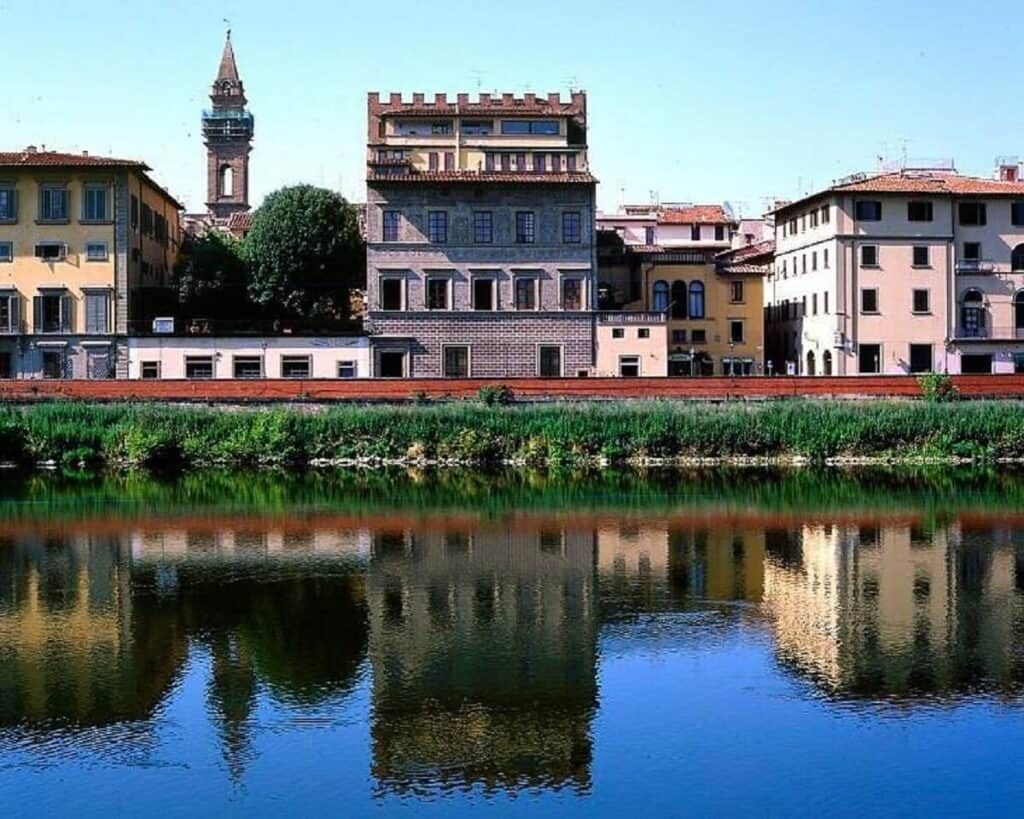 Best Libraries in Florence - Romeing Firenze