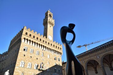 Henry Moore in Florence Exhibit Publicly Places Two Grand Sculptures on Loan from the UK