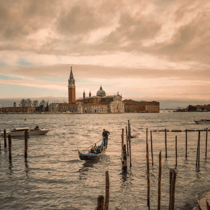 Venice walking tour and gondola ride