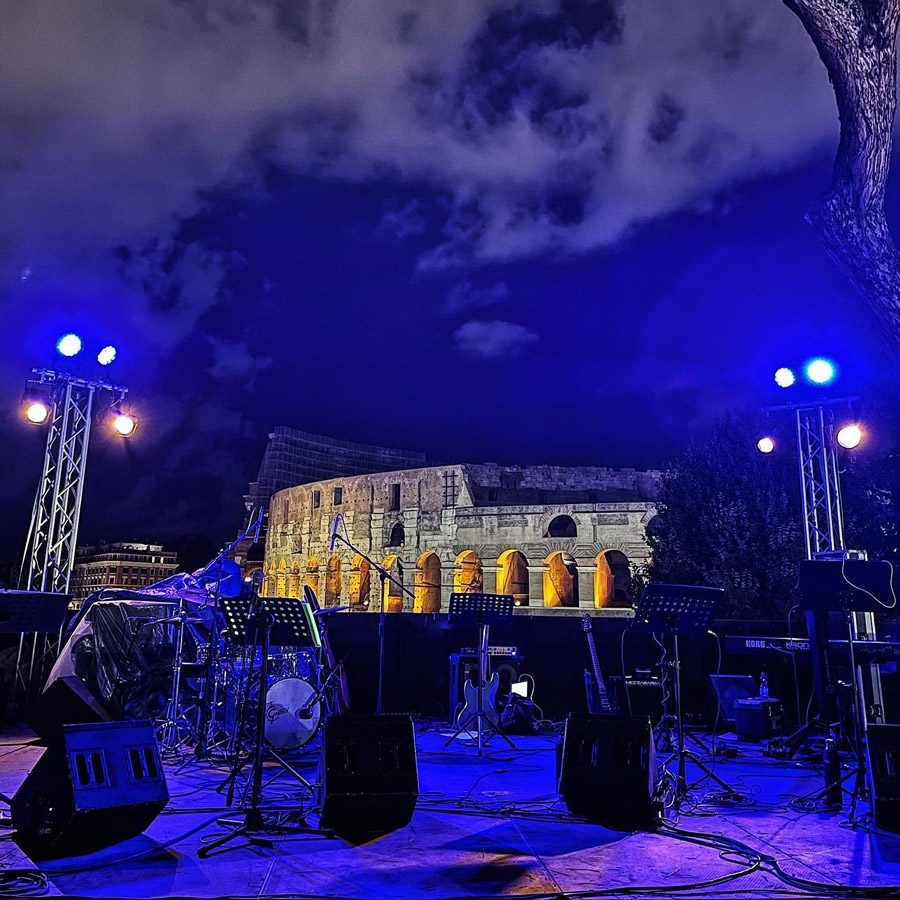 jazz-&-image-Jazz-concert-and-dinner-facing-the-Colosseum