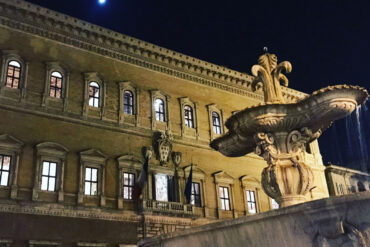 piazza-farnese-notte