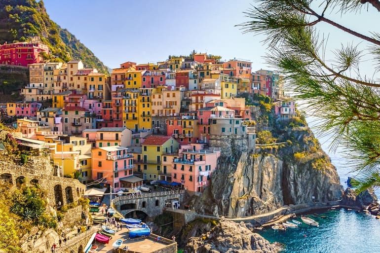 6 Scenic Italian Small Towns Worth Visiting