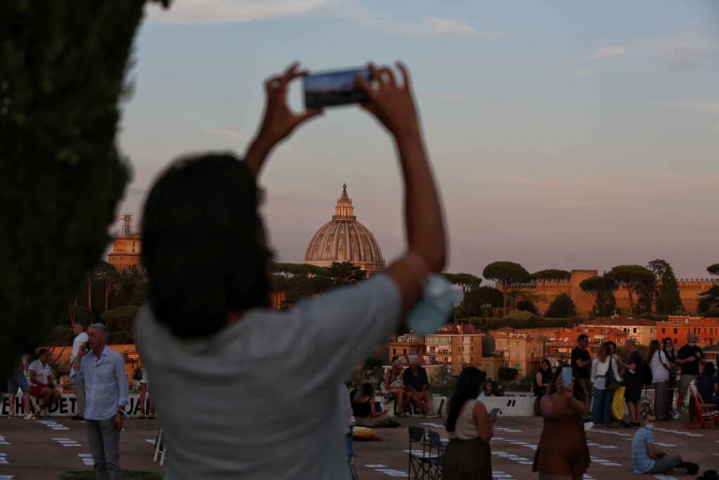 cinema-in-piazza-roma