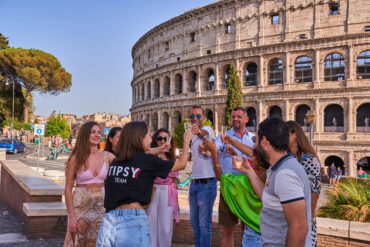 An-evening-walk-with-aperitivo-Rome-Tipsy-Tour