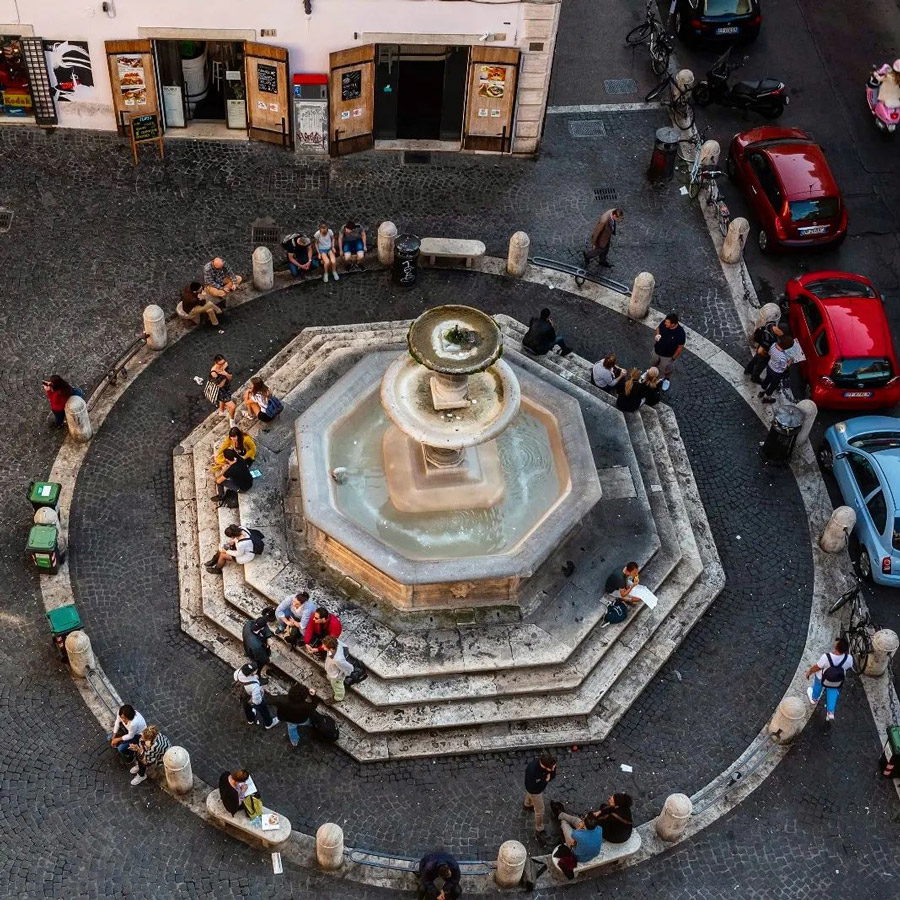 piazza-madonna-dei-monti