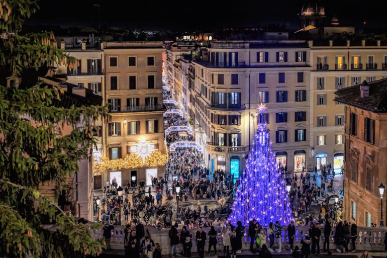 A Guide to Italian Christmas Gifts, Made in Rome